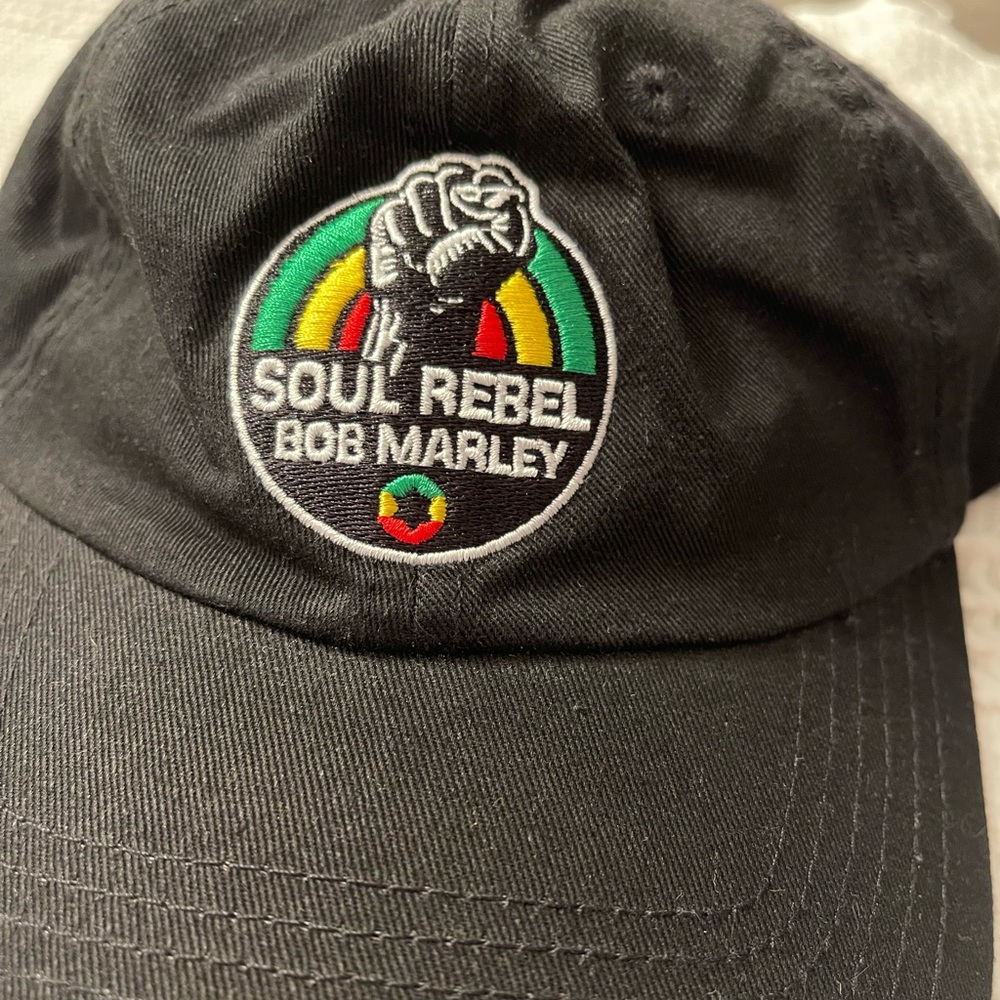 Carbon Elements Graphic Hats O/S - Picture 3 of 6